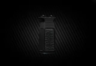 Тактическая рукоятка Daniel Defense "Enhanced M-LOK Vertical Foregrip" (Черная)